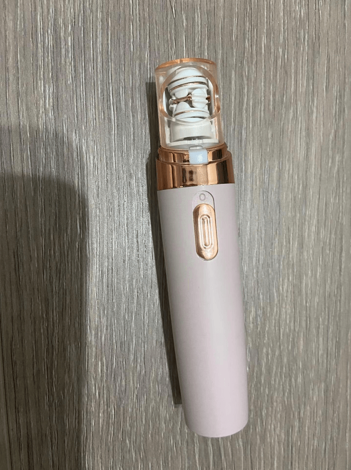 Tweezers Rechargeable Hair Removal Device your skin smooth and flawless wherever you go with our lightweight, portable hair removal device. Ideal for both
